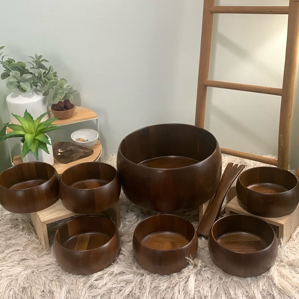 Solid Walnut Salad Bowl Set 7 Bowls & Tongs Diversified Industries Division Vtg